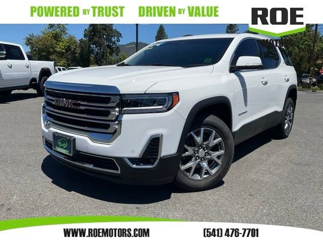 2023 GMC Acadia SLT in Summit White — front three-quarter view