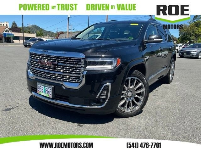 2020 GMC Acadia Denali in Ebony Twilight Metallic — front three-quarter view