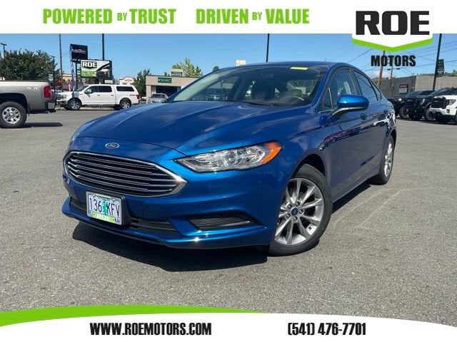2017 Ford Fusion SE in Blue — front three-quarter view